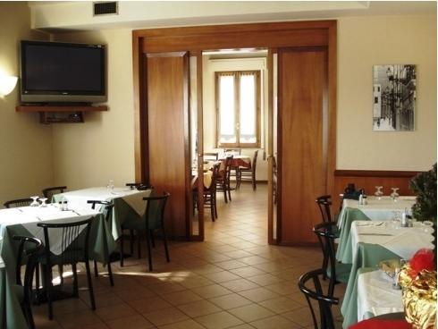 Hotel Trattoria Contini Sorbolo Exterior photo