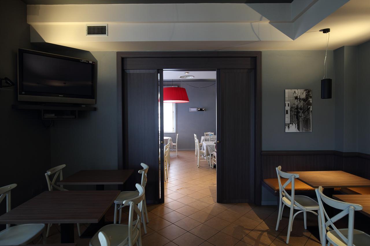 Hotel Trattoria Contini Sorbolo Exterior photo